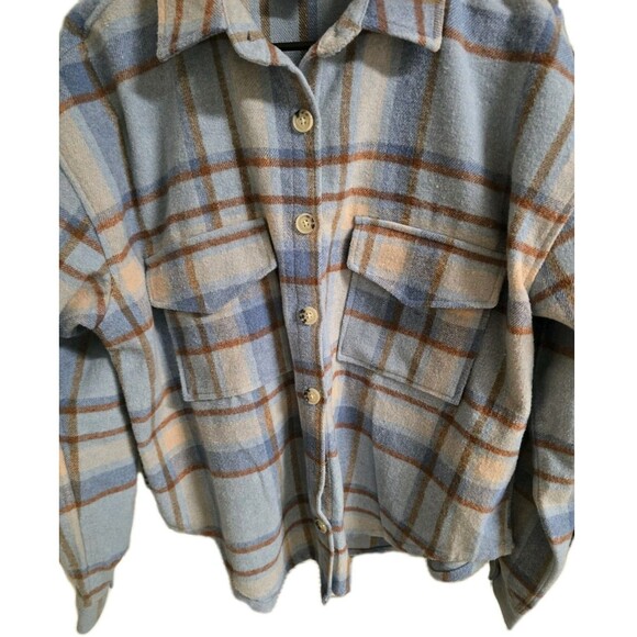 Ford Bronco Licensed Bundle – Plaid Overshirt Jacket + Graphic Tee (XS & L) - Picture 3 of 16